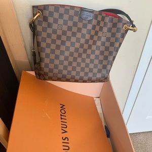 Louis Vuitton Graceful Bag